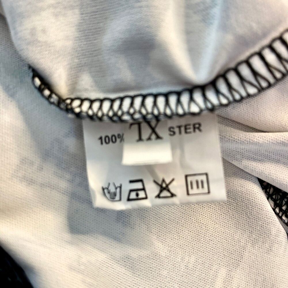 Activewear 1/4 Zip Pullover XL Plus Geometric Triangle Print Black White NWOT - Picture 12 of 13